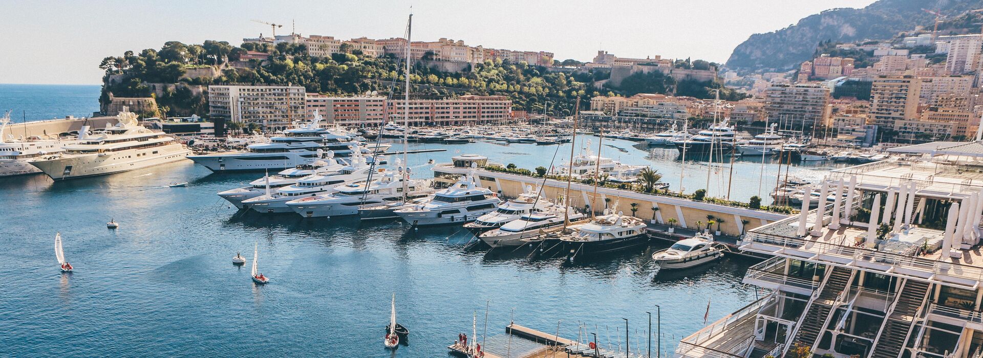 explorer-yachts-summit